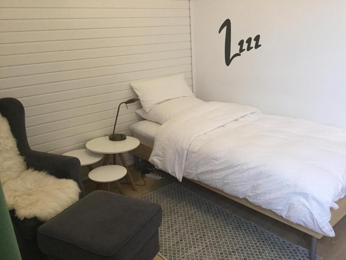 Ferienhaus Us Luett Hus Und Das Zimmer Linde Im Haupthaus Oldemburgo Exterior foto