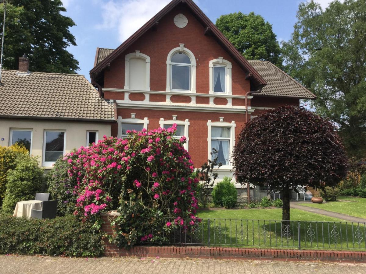 Ferienhaus Us Luett Hus Und Das Zimmer Linde Im Haupthaus Oldemburgo Exterior foto