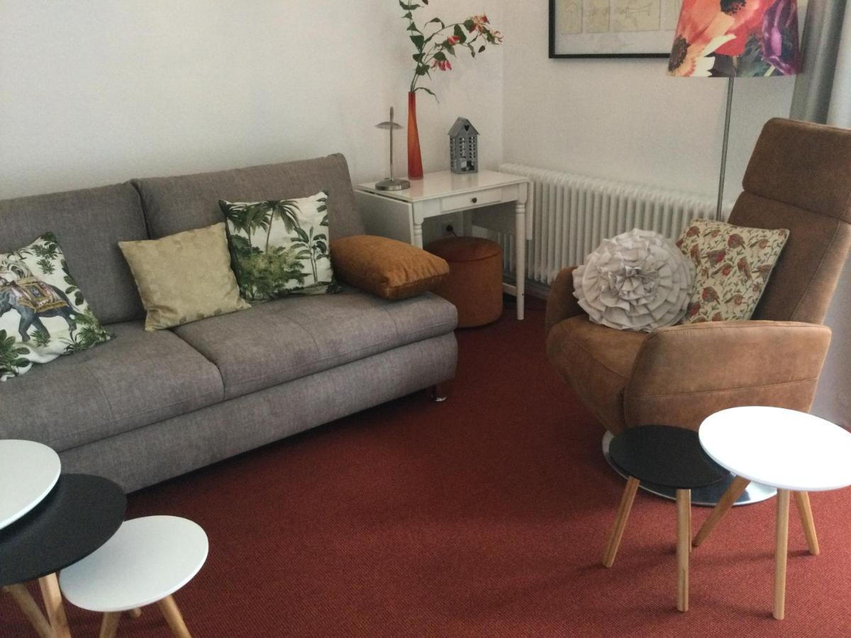 Ferienhaus Us Luett Hus Und Das Zimmer Linde Im Haupthaus Oldemburgo Exterior foto